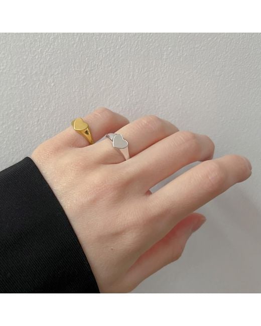 Cote Cache Metallic Heart Signet Ring