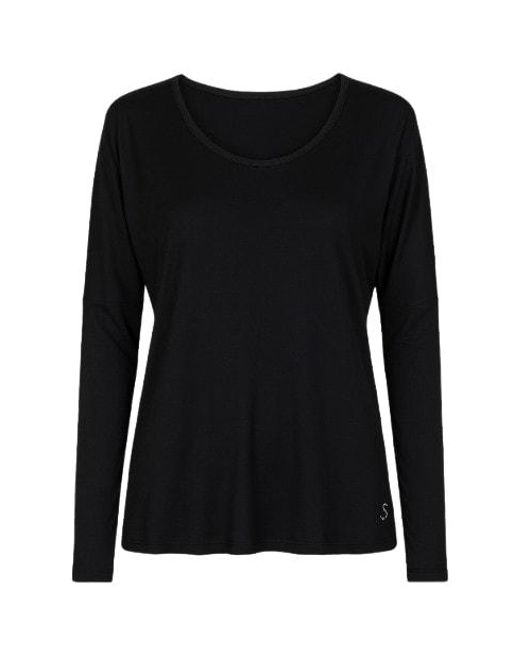 Conquista Black Top With Long Batwing Sleeves By Swl