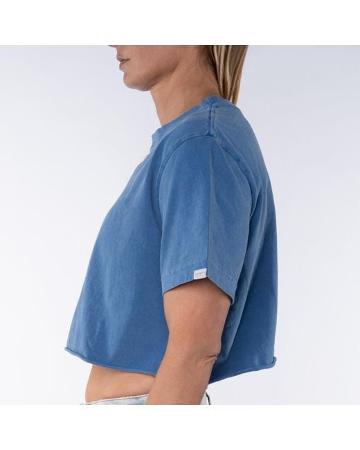 Ariko Blue Wave Beach Crop Tee