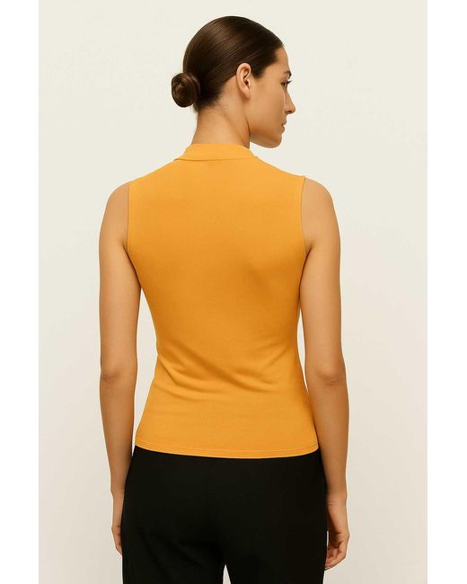 Conquista Orange Burnt Gathered Tank
