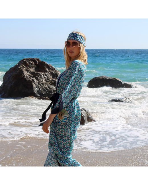 Henelle Blue Surfrider Kimono