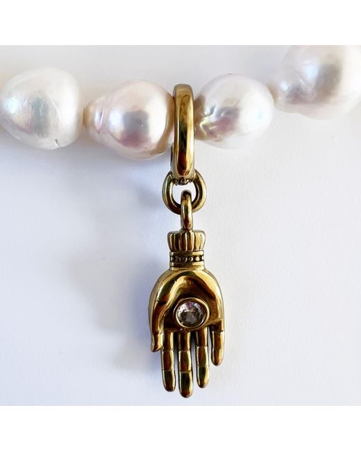 Unleash Cph Metallic Glow Pearl Choker