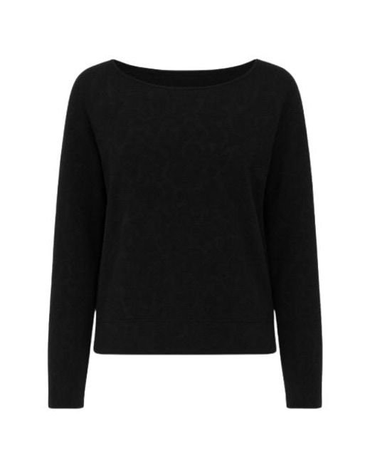 Conquista Black Low Back Top