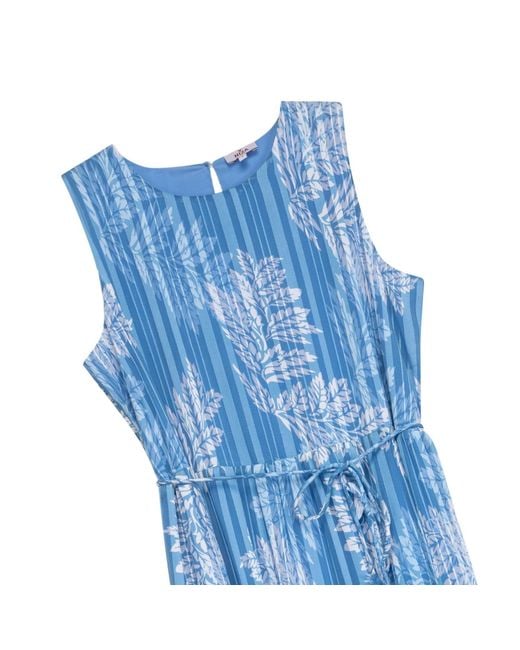 Niza Blue Floral Print Midi Dress With Short Sleeves And Belt