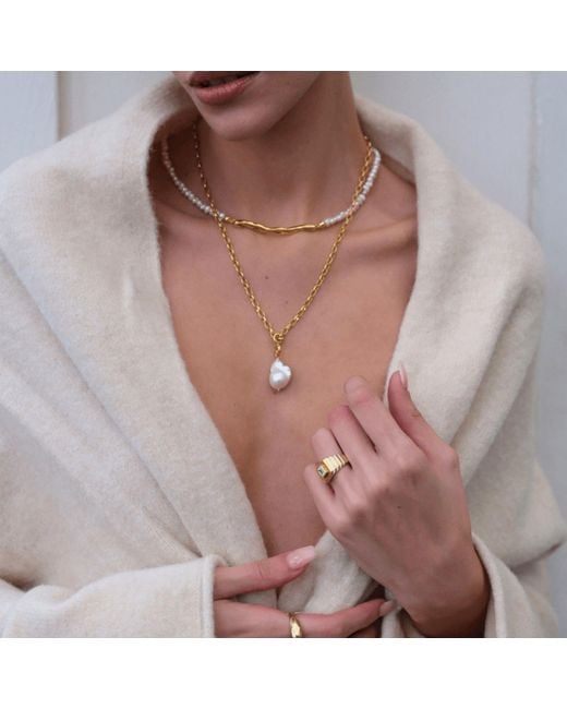 LINYA JEWELLERY Metallic Tapy Baroque Pearl Thick Chain Necklace