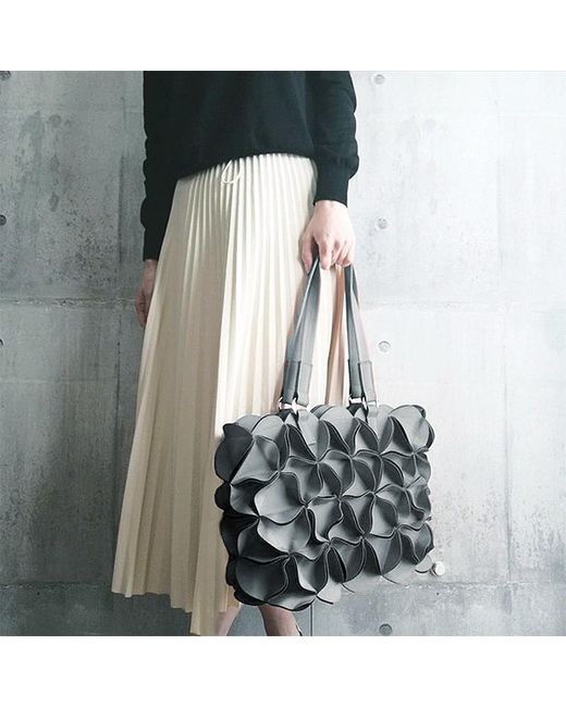 ELEMOOD_Japan Gray Blossom Rectangle Tote Bag