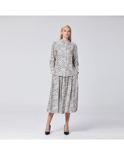 Smart and Joy Gray Neutrals Flared Skirt With Graphic Print And Elastic Waistband