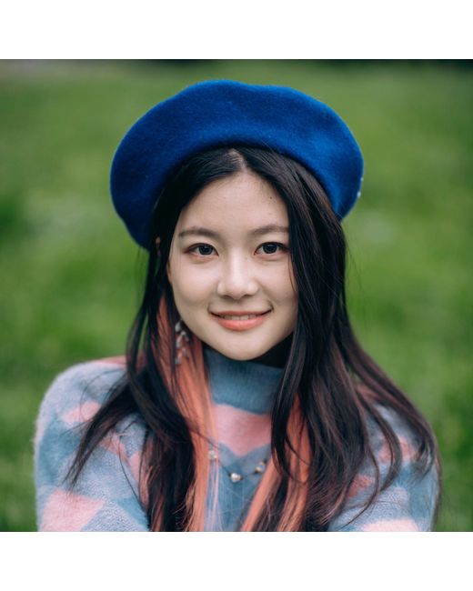 Heartfelt Layers Blue Polar Bear Constellation Beret