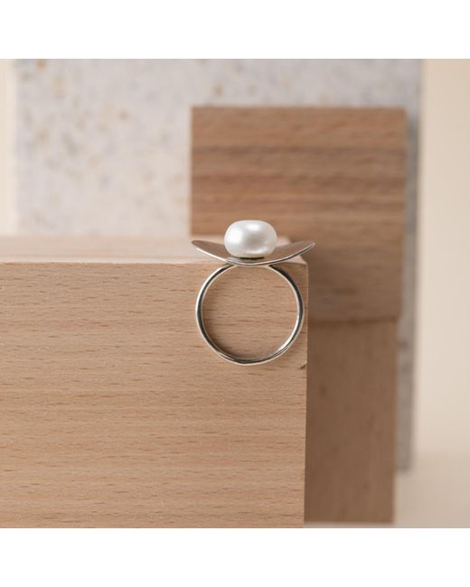 Silver Moon Metallic Pearl Sterling Ring