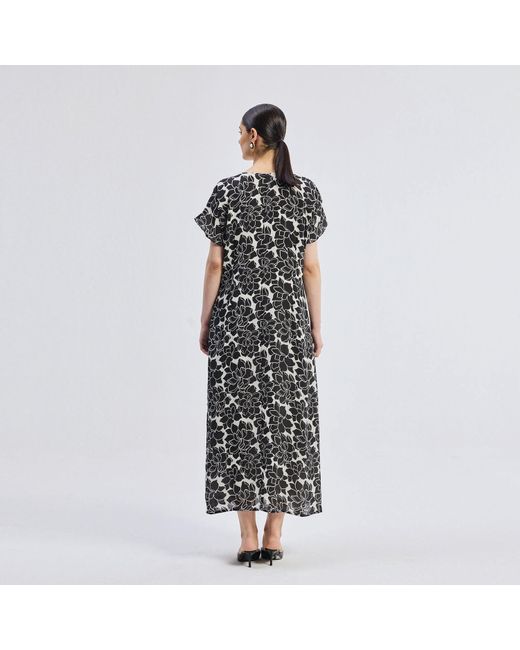 REISTOR Black Deep V-Neck Maxi Dress With Front Gathers