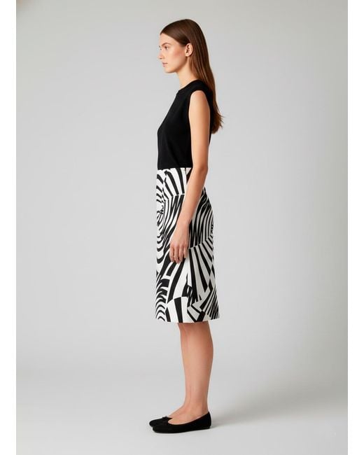 Conquista Black Graphic Print Pencil Skirt