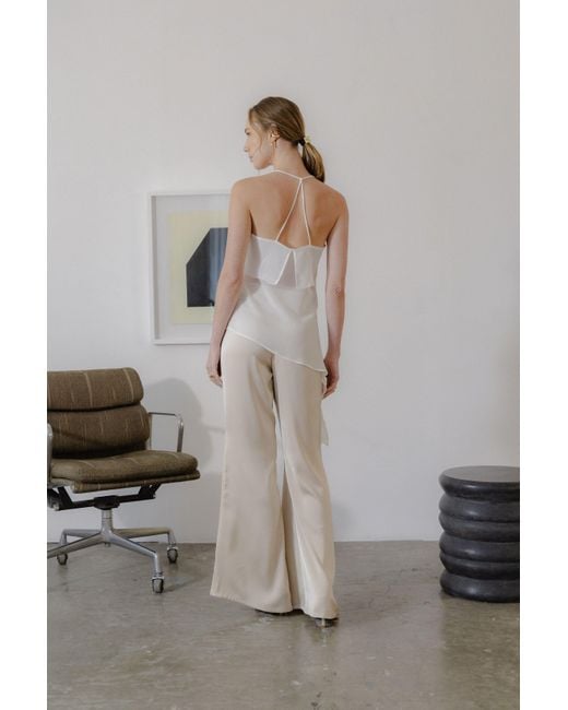 Motional Muse White Val Top