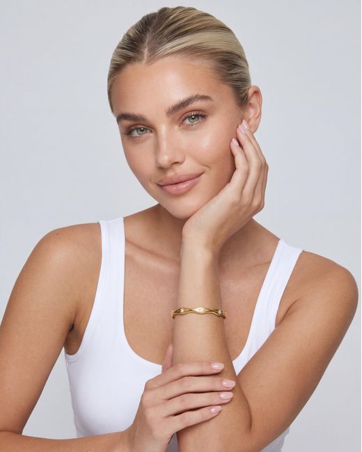 Elk & Bloom White Chunky Wave Solitaire 14K Bangle