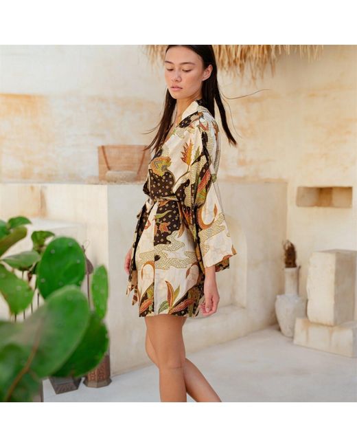 ORIGIN OF HEARTS Metallic Sienna Elegant Resort Satin Kimono Robe