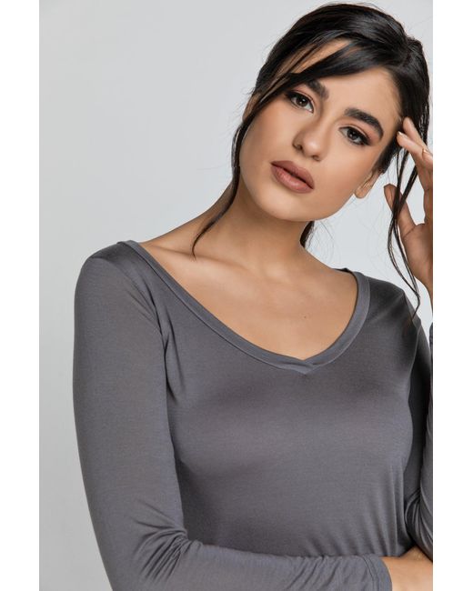 Conquista Gray Dark V Neck Top By Swl