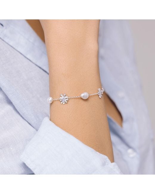 Lulu B London Metallic Daisy Flower & Pearl Chain Bracelet