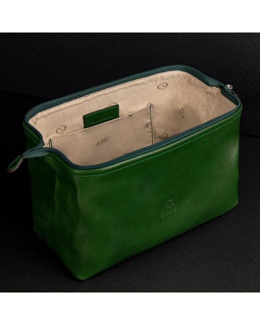 Time Resistance Green Leather Toiletry Bag