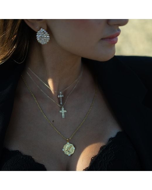 Ebru Jewelry Metallic Queen Nefertiti Medallion Necklace