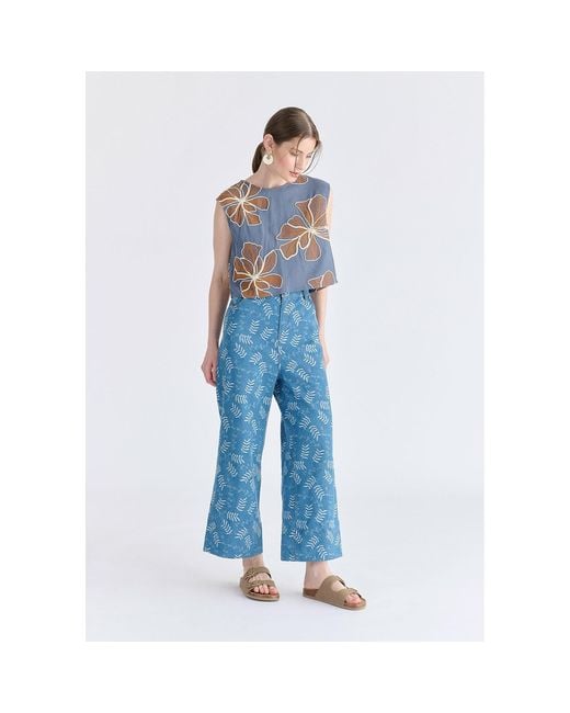 Paisie Blue Floral Embroidered Cropped Top