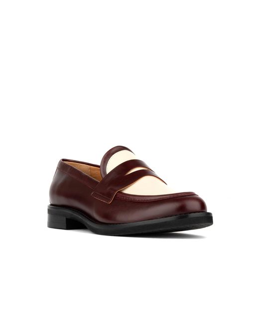 Embassy London USA Red Neutrals Kay