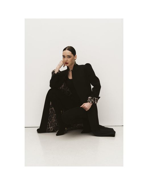 Roqaia Fashion House Black Noir Sculpté