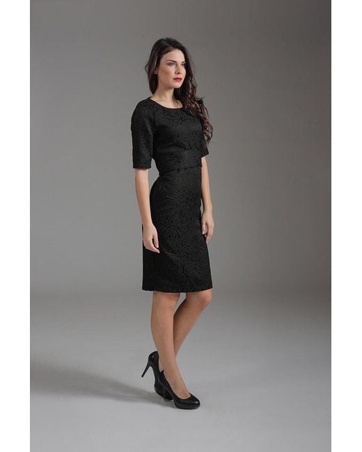 Conquista Black Straight Elbow Sleeve Dress