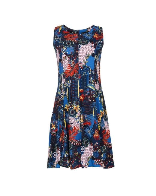 Conquista Blue Flora Print Cloche Dress