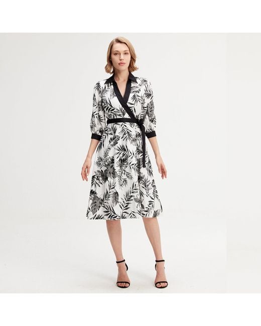 Smart and Joy Black Bi-Material Wrap Dress With Tropical Print