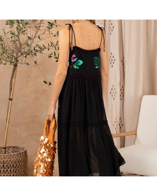 Hope & Ivy Black The Lindsey Sleeveless Embellished Midi Dress With Tiered Skirt