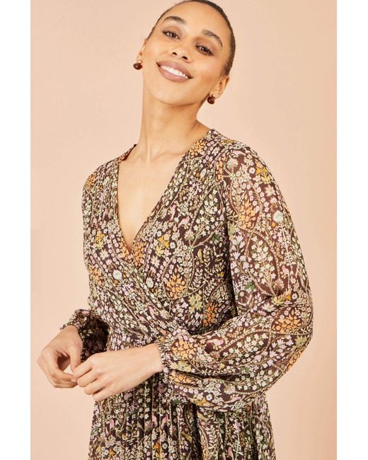 Yumi' Brown Ditsy Floral Pleated Midi Dress