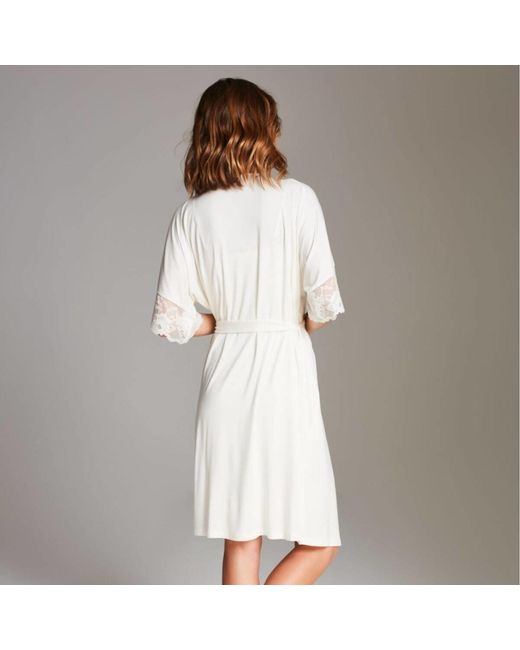 Oh!Zuza White Elegant Robe