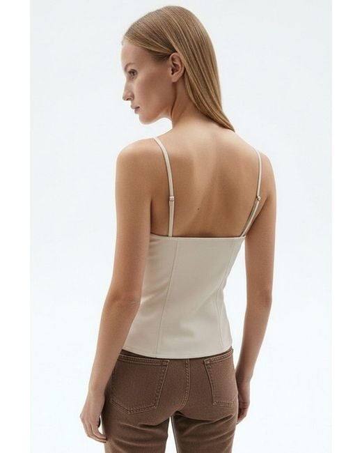 Exquise White Neutrals Chic V-Neckline Sleeveless Blouse
