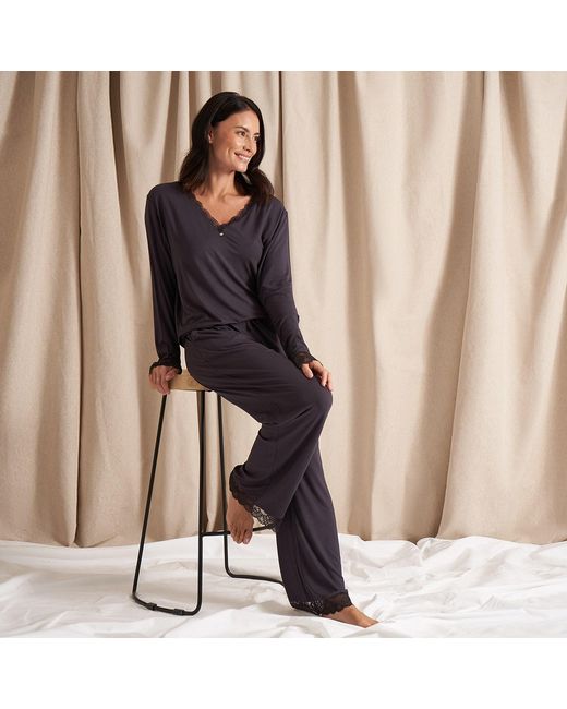 Pretty You London Black Bamboo Lace V-Neck Pyjama Set