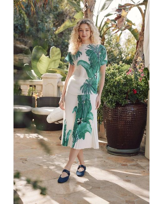 Wild Cosmos Green Lillian West Palm Honeycomb Texture Top