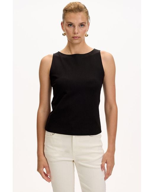 Exquise Black Regular Fit Boat Neck Sleeveless Knit Blouse