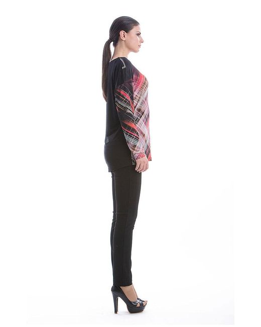 Conquista Red Long Sleeve Geometric Print Top