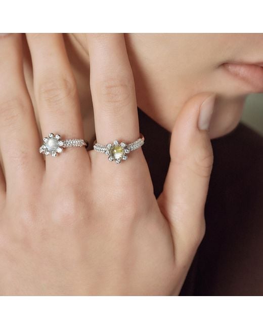 Freqnc Atelier Metallic Eight Petals Ring