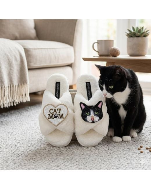 Laines London White Classic Laines Slippers With Cat Mum/Mom & Oreo Cat Brooches