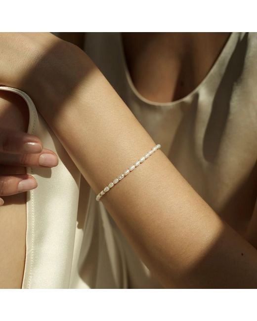 EVA REMENYI Metallic Rice Pearl Bracelet