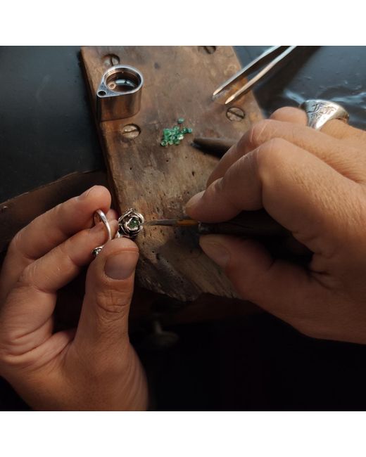 Unaloe Metallic Rose Ring With Natural Emerald– Adjustable Sterling Flower Jewelry