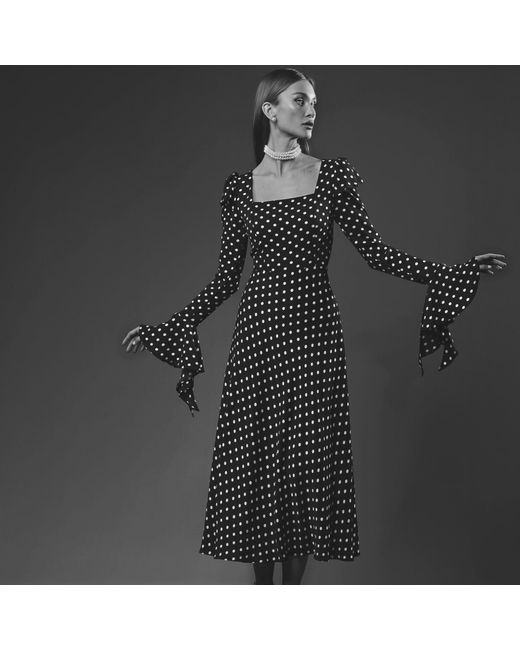 Tuva Collection Black Flare Polka Dots