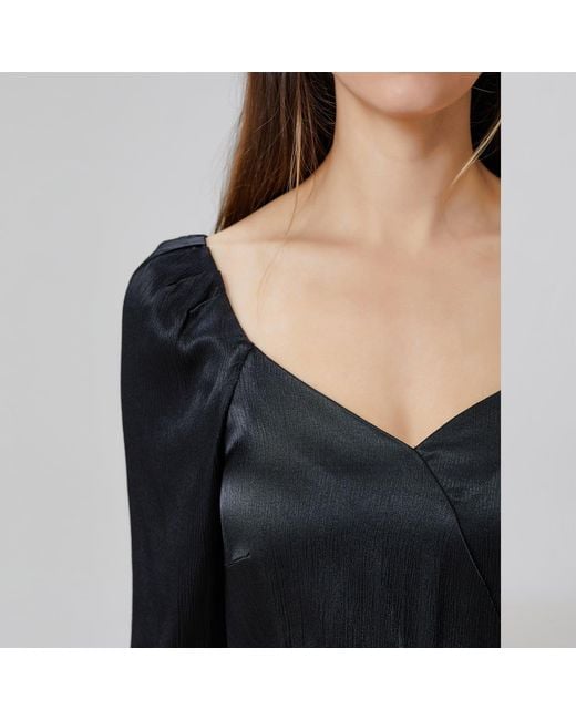 Smart and Joy Black Heart Cleavage Satin Dress