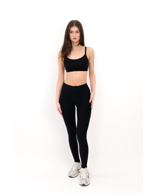 On/Off Essentials Black The Core Legging