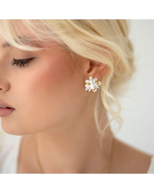 Sculp Metallic Don'T Forget Me Flower Stud Earrings