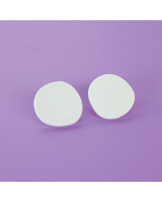 By Chavelli White Textured Polymer Stud Earrings