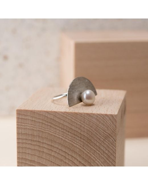 Silver Moon Metallic Pearl Sterling Ring – Moon's Second