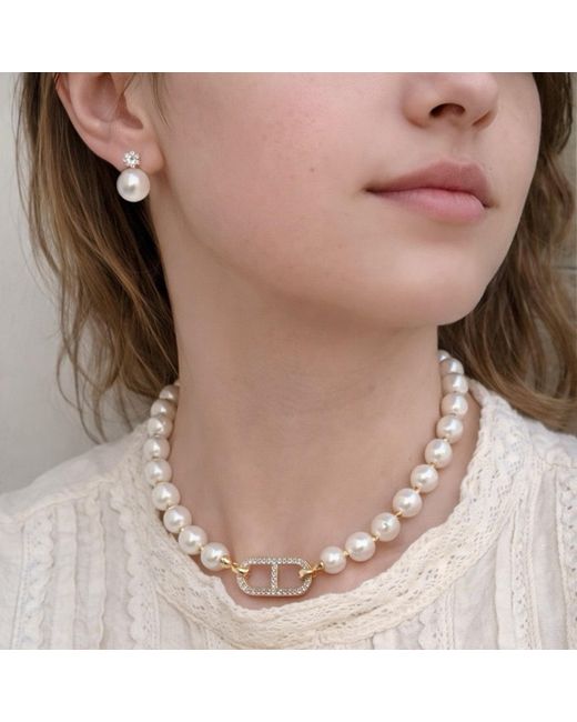 Ninemoo White Rive Blanche Freshwater Pearl Necklace
