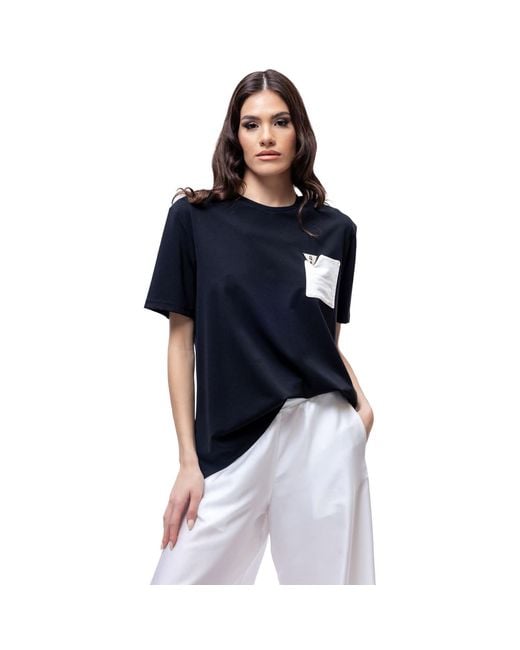 Vazaf Black Q T-Shirt