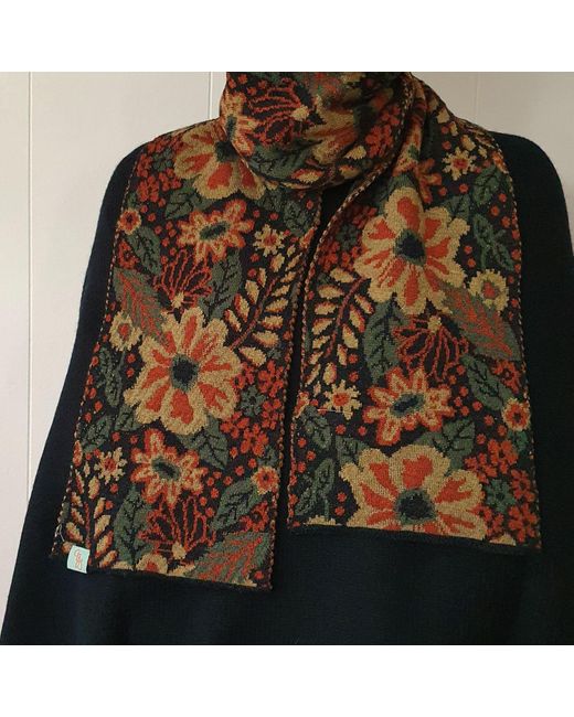 Otto & Spike Green Scarves