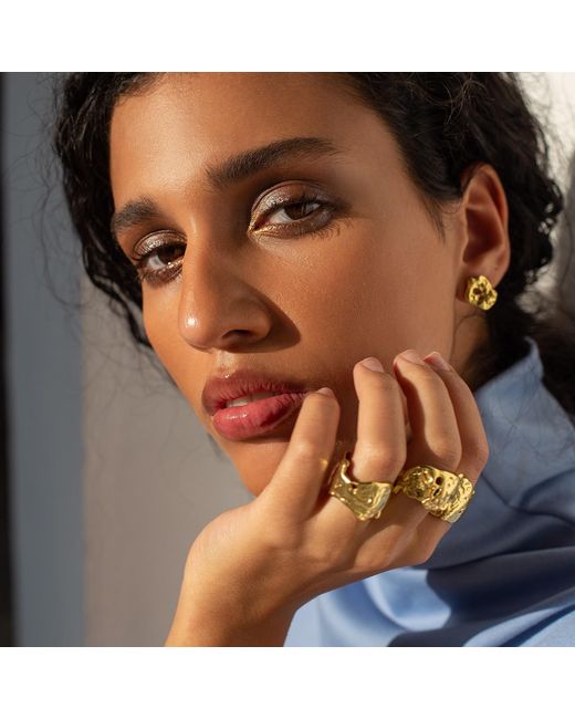 EVA REMENYI Gray Talisman Moon Ring